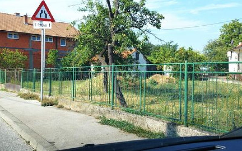 Izdaje se plac 530m2 kod Mup-a u Bijeljina