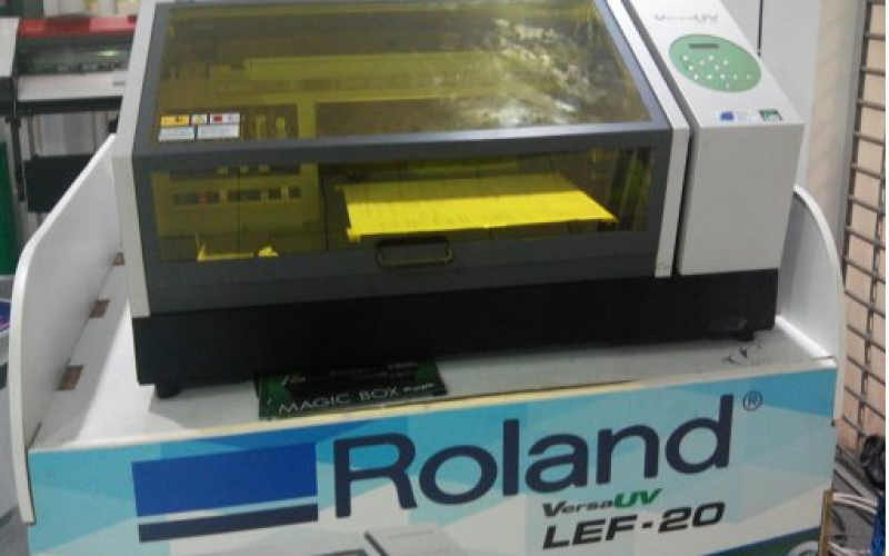 Roland VersaUV LEF-20 20 Inch Flatbed UV-LED Printer