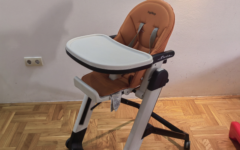 Na prodaju hranilica Peg Perego