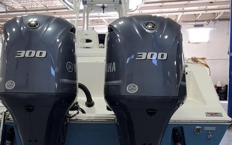 Slightly Used Yamaha 300HP 4-Stroke Outboard Motor Engine