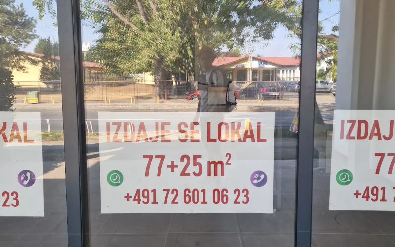 Lokal 77m2 + 25m2 bašte