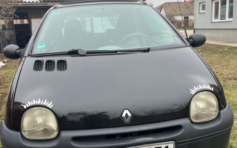 RENAULT TWINGO