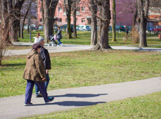 Danas oblaci i kiša, od sutra skoro pa proljeće